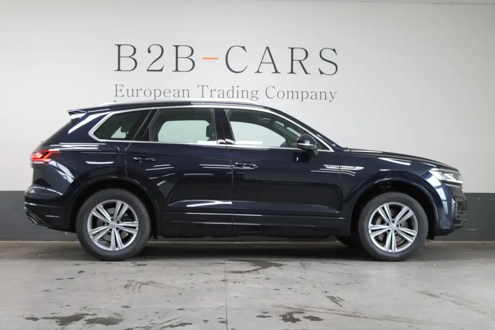 Volkswagen Touareg 3.0 TSI R-Line | Leder | Trekhaak | LED | uit 2019, foto 3