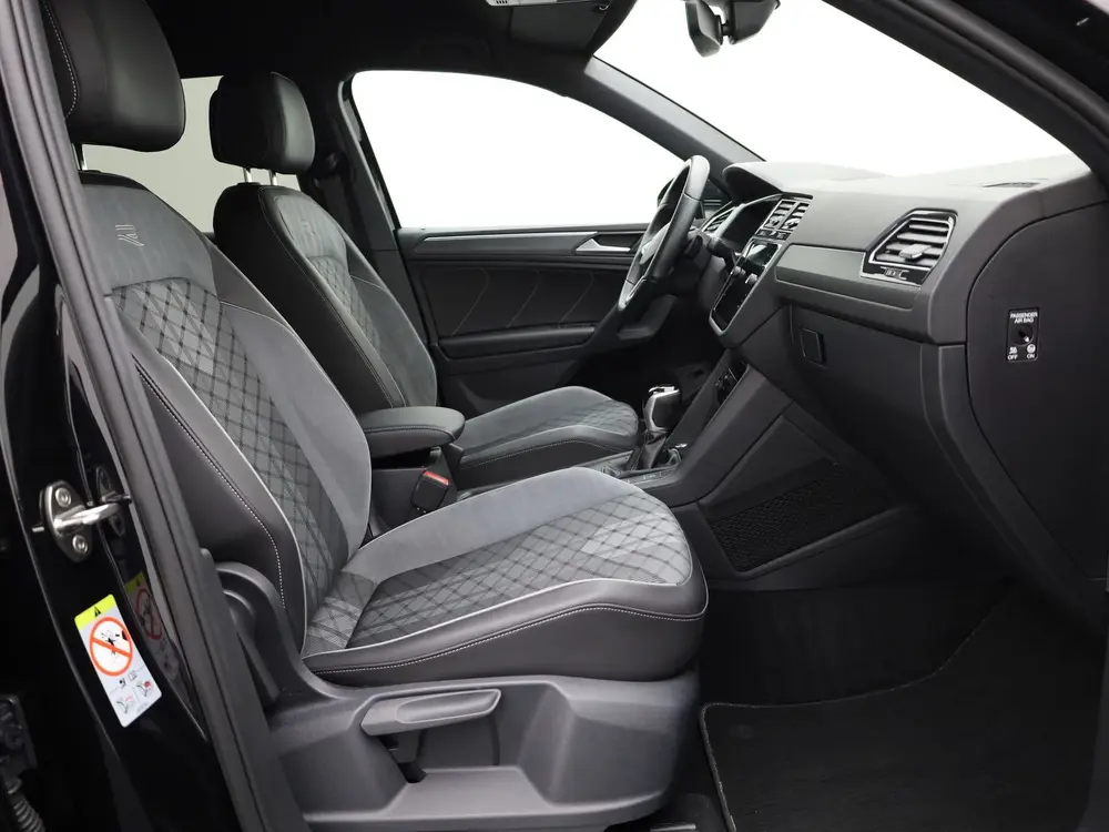 Volkswagen Tiguan 1.5 TSI R-Line Business | Black Style | He uit 2023, foto 17