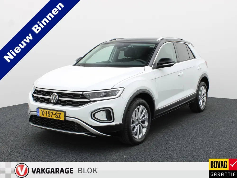 Volkswagen T-Roc 1.5 TSI Style | IQ Light | Camera | Stoelve uit 2023