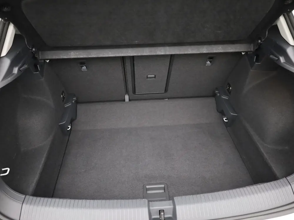 Volkswagen T-Roc 1.5 TSI Style | IQ Light | Camera | Stoelve uit 2023, foto 19