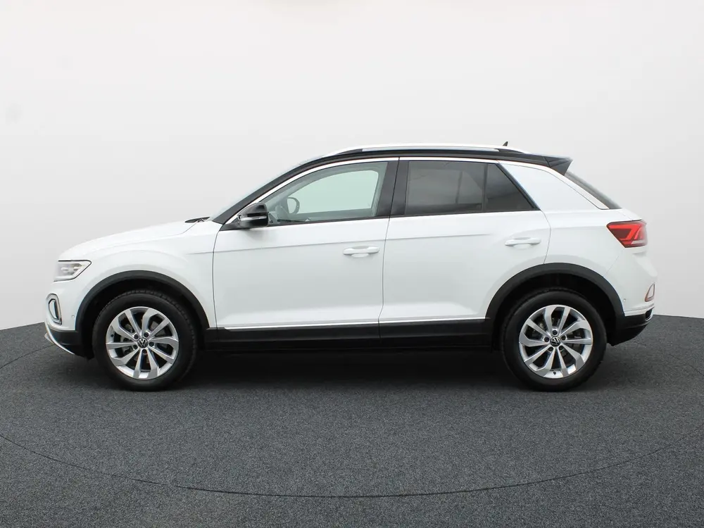 Volkswagen T-Roc 1.5 TSI Style | IQ Light | Camera | Stoelve uit 2023, foto 4