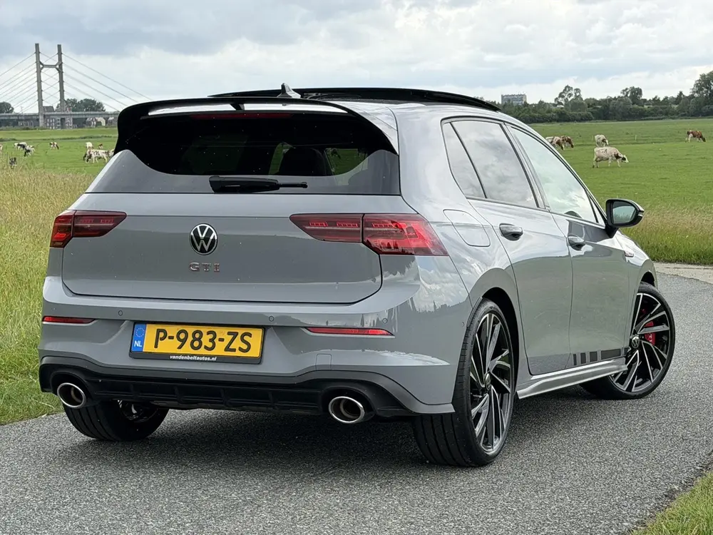 Volkswagen Golf 8 2.0 TSI GTI Clubsport 300PK / Pano / Nürb uit 2021, foto 4