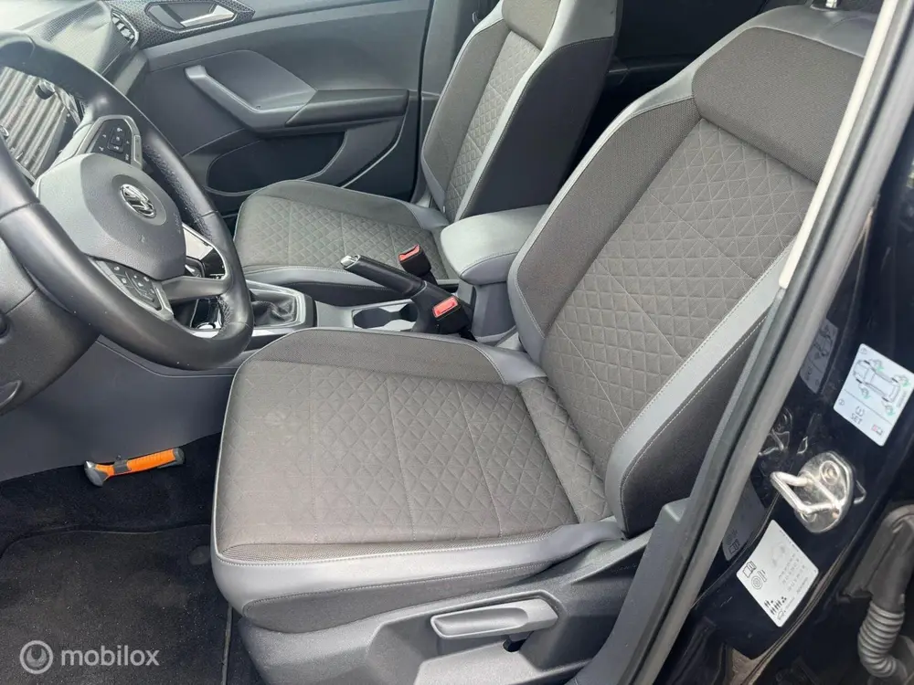 Volkswagen T-Cross 1.0 TSI Life uit 2019, foto 10