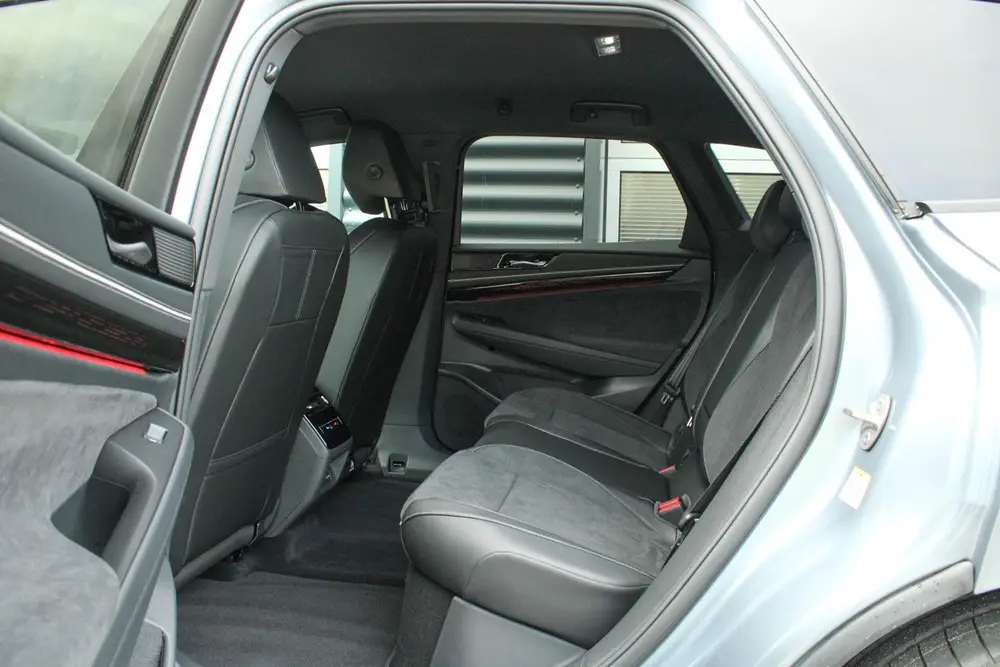 Volkswagen ID.7 Tourer 286pk Pro Limited Edition 77 kWh | Tr uit 2026, foto 19