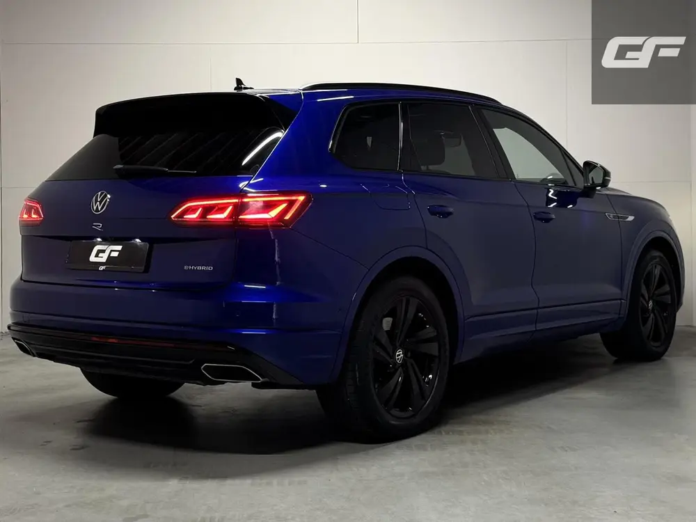 Volkswagen Touareg 3.0 TSi eHybrid 4MOTION R-Line Pano Lapiz uit 2020, foto 4