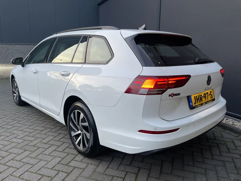 Volkswagen Golf Variant 2.0 TDI Life Business Full options m uit 2023, foto 5