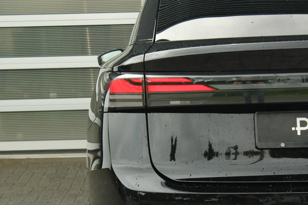 Volkswagen ID.7 286pk Limited Edition 77 kWh | Trekhaak | He uit 2026, foto 11