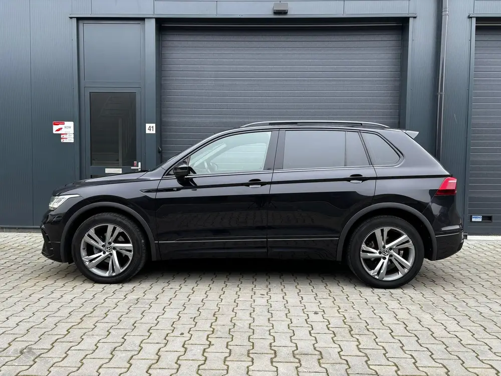 Volkswagen Tiguan 1.5 TSI R-Line Black Style PANO IQ CAMERA uit 2021, foto 8