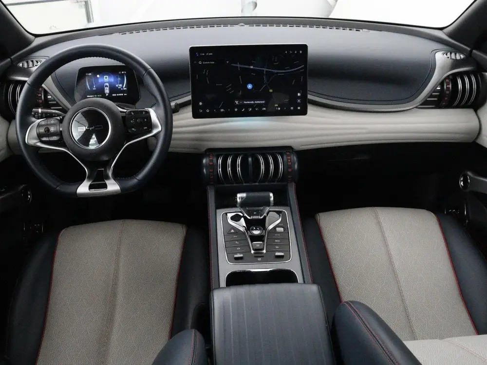 BYD Atto 3 Comfort 60 kWh | Warmtepomp | 92.5% SOH | 3-Fase uit 2023, foto 9