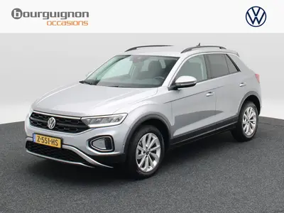 Volkswagen T-Roc 1.0 TSi 110 Pk Life | Adaptive Cruise | Air uit 2024