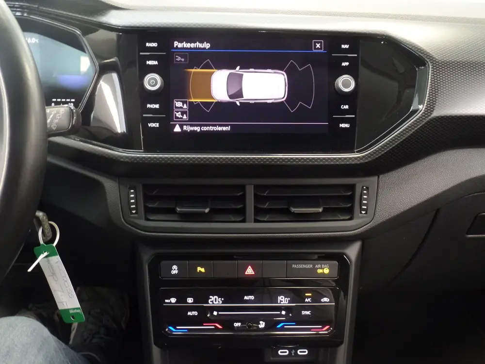 Volkswagen T-Cross 1.0 TSI Life Navigatie, Apple carplay, Ac uit 2023, foto 19