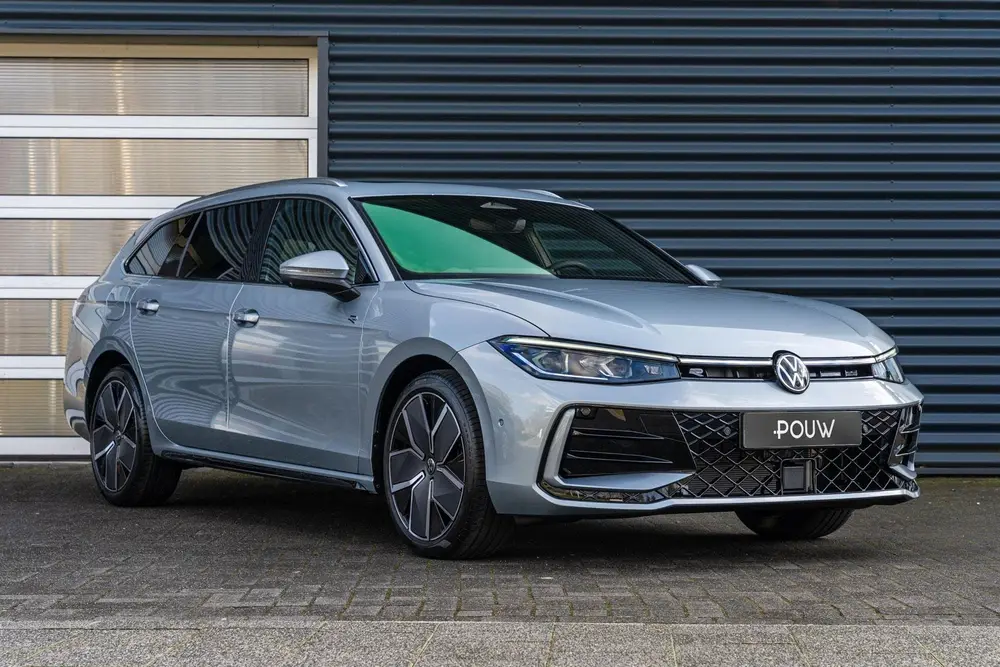 Volkswagen Passat Variant 1.5 eHybrid 204pk R-Line Edition | uit 2026, foto 8