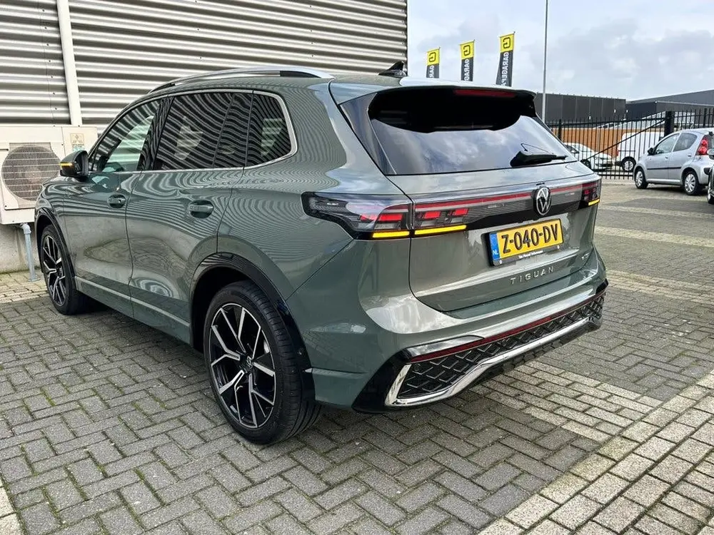 Volkswagen Tiguan 1.5 eTSI R-Line Business uit 2024, foto 9