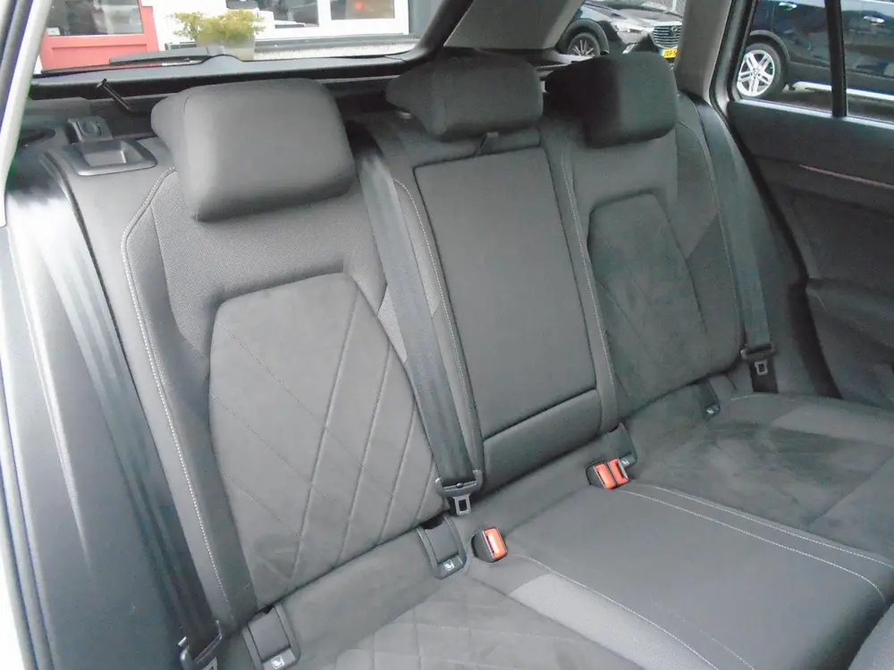 Volkswagen Golf 1.0 eTSI Life BusinessAutomaat,Cruise. uit 2020, foto 14
