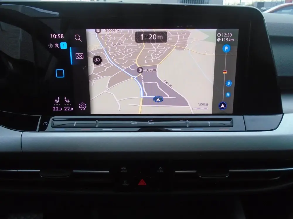 Volkswagen Golf 1.0 eTSI Life BusinessAutomaat,Cruise. uit 2020, foto 16