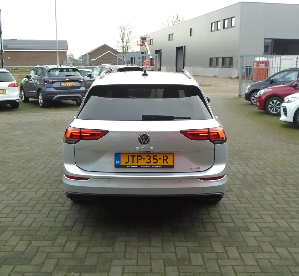 Volkswagen Golf 1.0 eTSI Life BusinessAutomaat,Cruise. uit 2020, foto 4