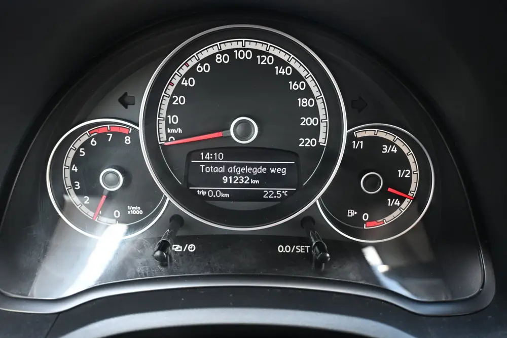 Volkswagen Up! 1.0 (bj 2023) uit 2023, foto 19