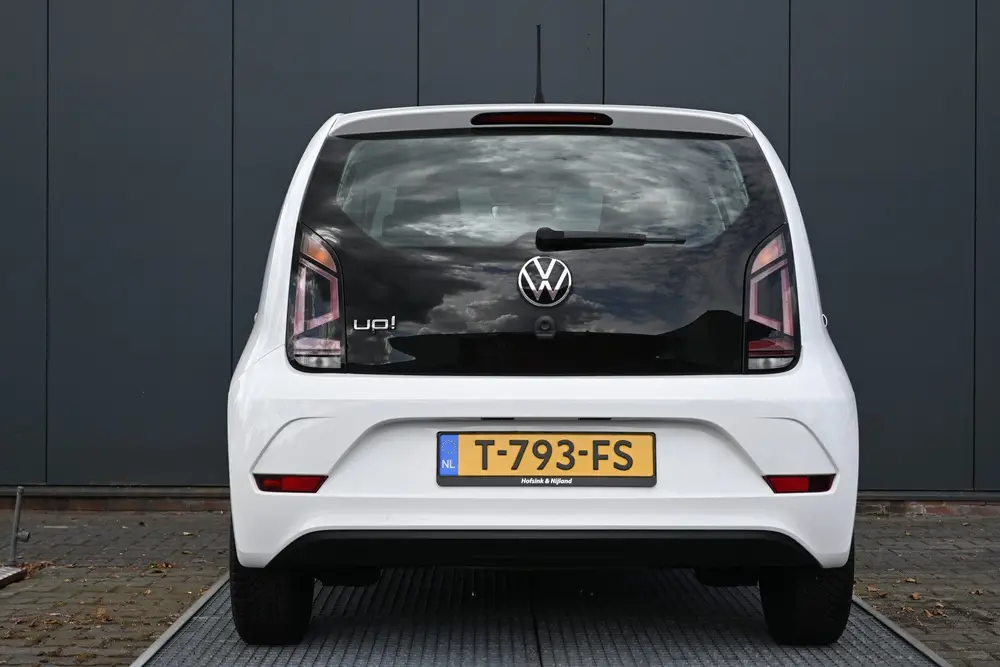 Volkswagen Up! 1.0 (bj 2023) uit 2023, foto 5
