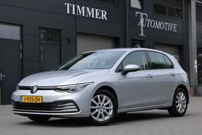Volkswagen Golf 1.0 TSI Golf - 16 inch - Adaptive cruise - A uit 2020