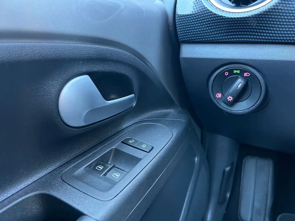 Volkswagen Up! 1.0 NLAuto/Airco/Elc.Pakket/5Deurs/All season uit 2023, foto 12