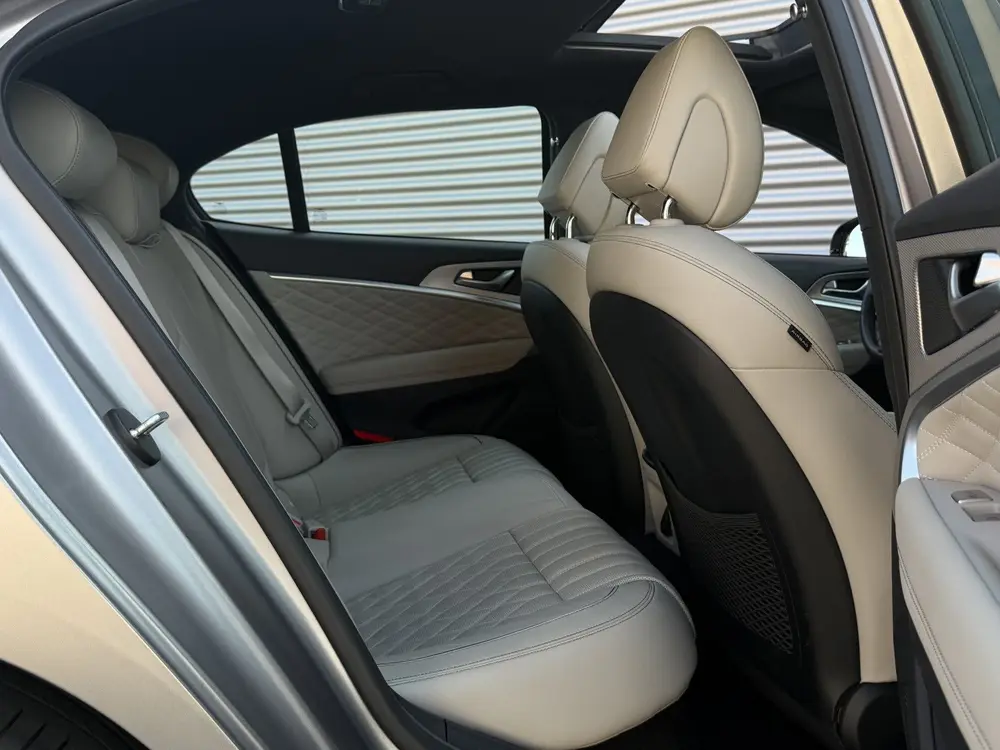Genesis G70 Shooting Brake 2.0T Luxury AWD I Aut. I Pano.dak uit 2021, foto 8