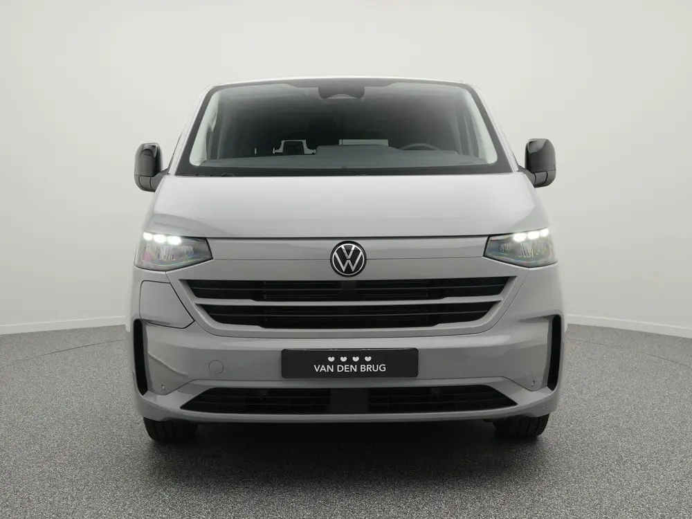 Volkswagen E-Transporter Caravelle 32 L1H1 Life 64 kWh 218 P uit 2025, foto 5