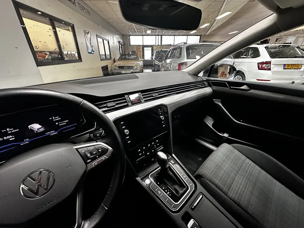 Volkswagen Passat Variant 1.5 TSI Business/ Trekhaak/ Virtua uit 2021, foto 12