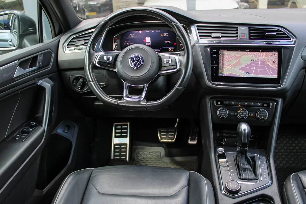 Volkswagen TIGUAN 2.0 TDI 4M R Line PANO NAVI 7p uit 2021, foto 8