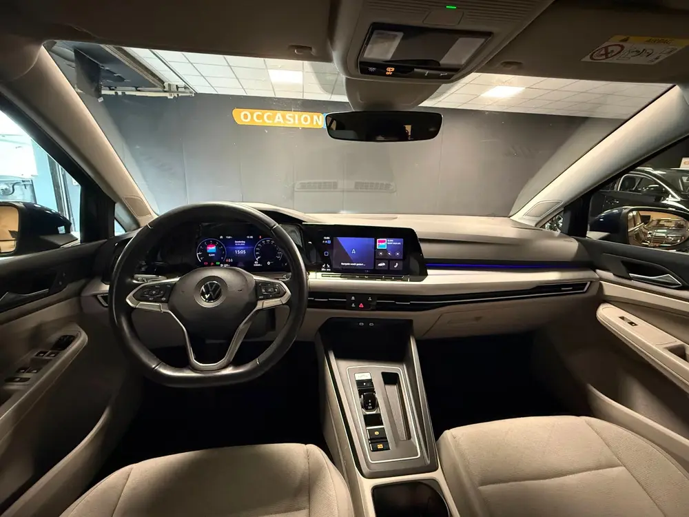 Volkswagen GOLF 1.5 eTSI Life Business|LED|SFEER|ACC|STUURV| uit 2022, foto 10
