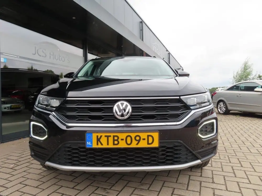 Volkswagen T-ROC 1.5 TSI DSG Ecc Acc Led 2x Pdc Panorama Dak uit 2020, foto 2