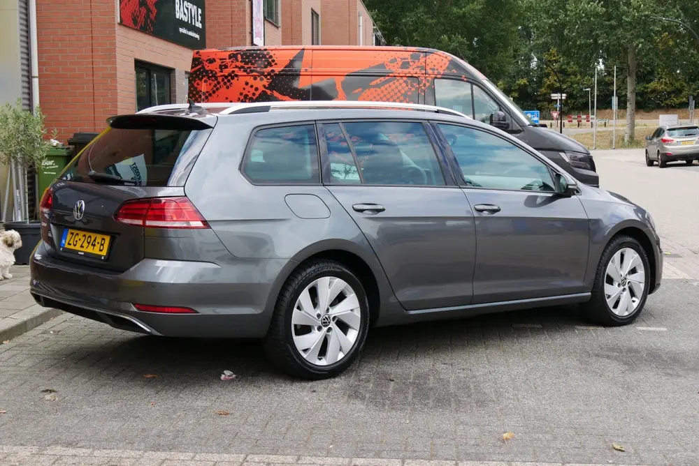 Volkswagen Golf Variant 1.0 TSI Highline. massage. stoelverw uit 2019, foto 11