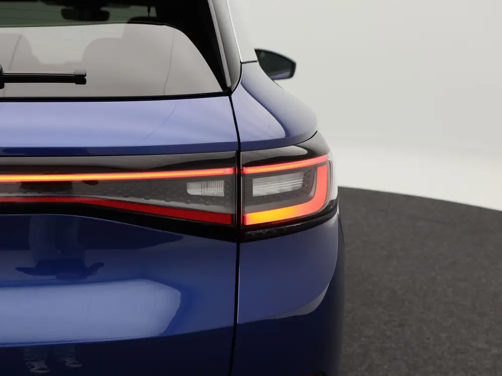Volkswagen ID.4 First 77 kWh 204 Pk | Stoel/Stuurverwarming uit 2020, foto 16