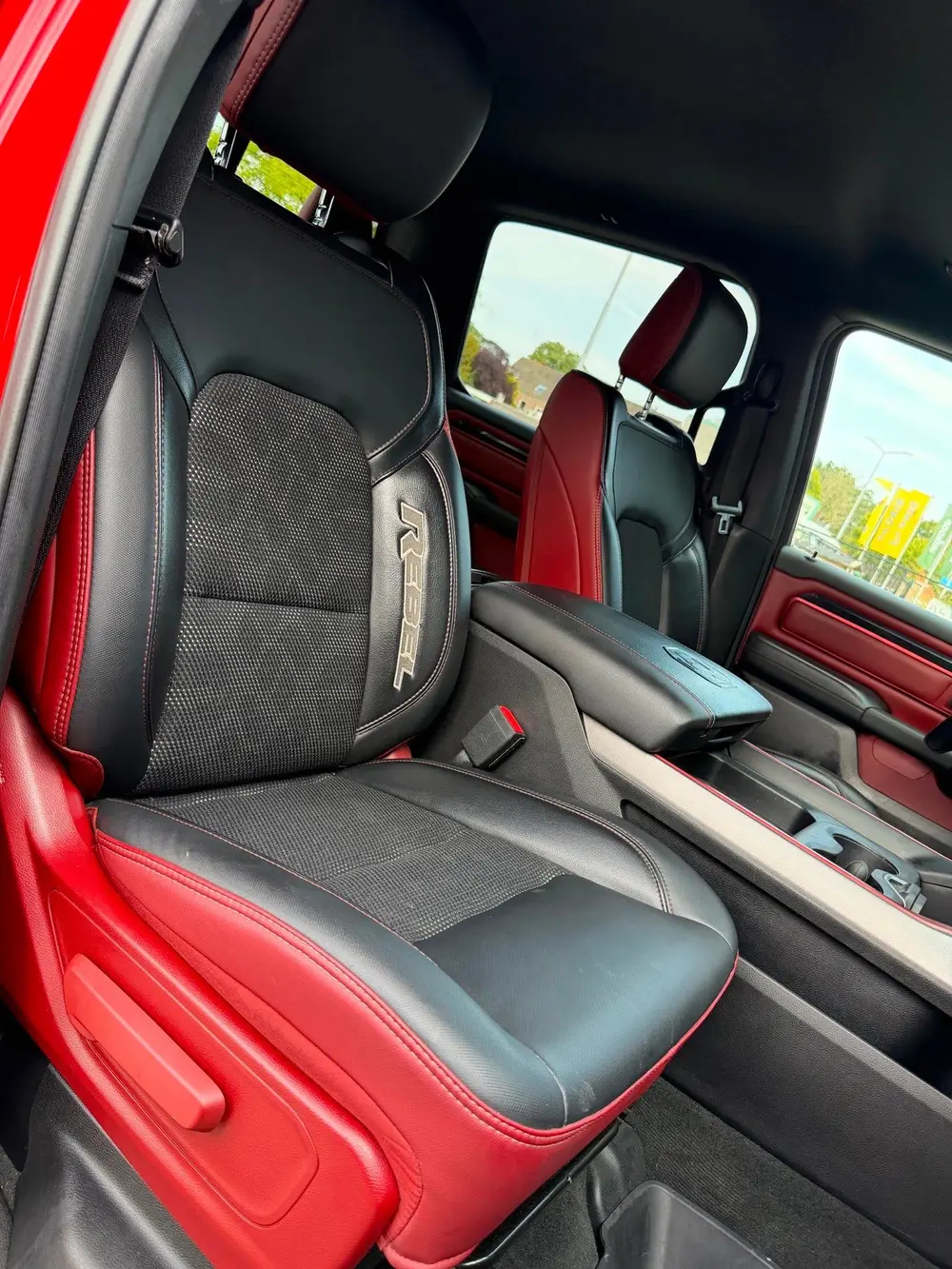 Dodge Ram 1500 5.7 V8 Crew Cab REBEL / MARGE! / 112.000KM uit 2019, foto 11
