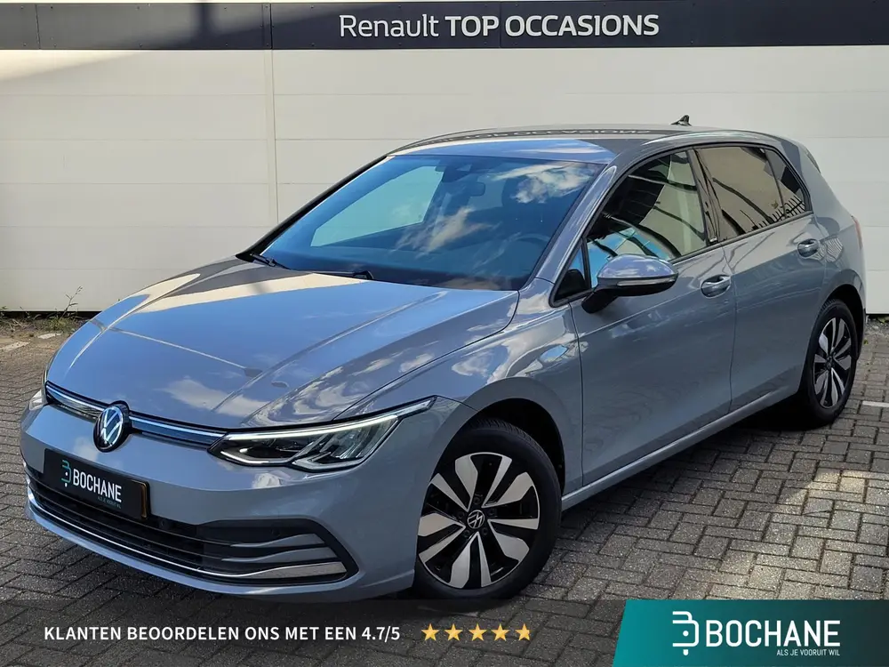 Volkswagen Golf 1.5 eTSI Life Business | Navigatie | Winter uit 2023