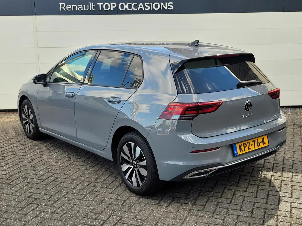 Volkswagen Golf 1.5 eTSI Life Business | Navigatie | Winter uit 2023, foto 6