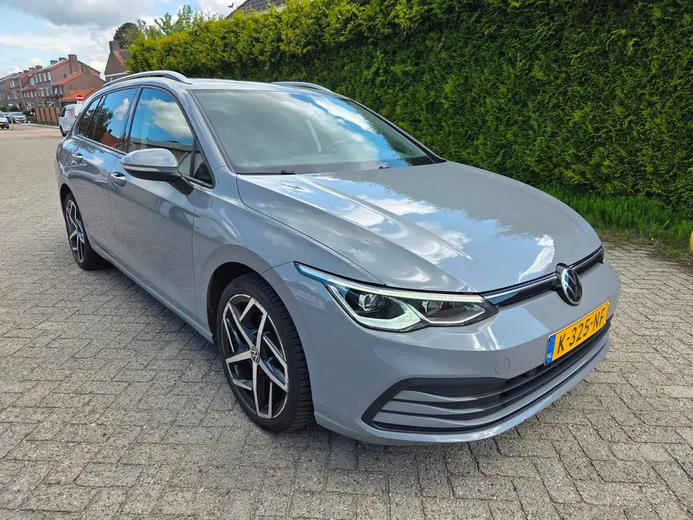 Volkswagen Golf Variant 1.0 eTSI Life | panoramadak | Narno uit 2021, foto 2