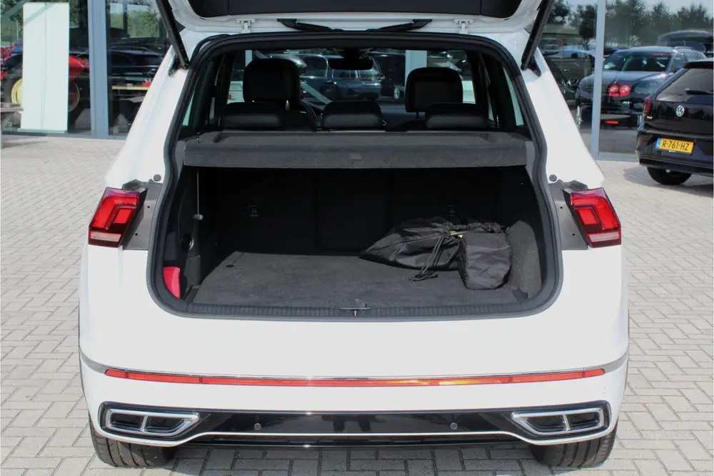 Volkswagen Tiguan 1.4 TSI eHybrid R-Line 245pk PANO LEER IQ uit 2022, foto 6