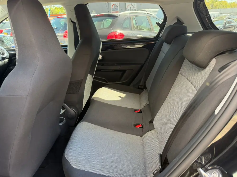 Volkswagen Up! 1.0 uit 2023, foto 6