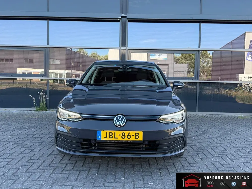 Volkswagen Golf 1.0 eTSI Life Business / Naviagtie/Automaat/ uit 2022, foto 2