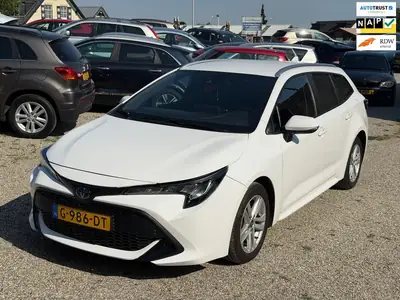 Toyota Corolla Touring Sports 1.8 Hybrid Active Adaptief Cru uit 2019