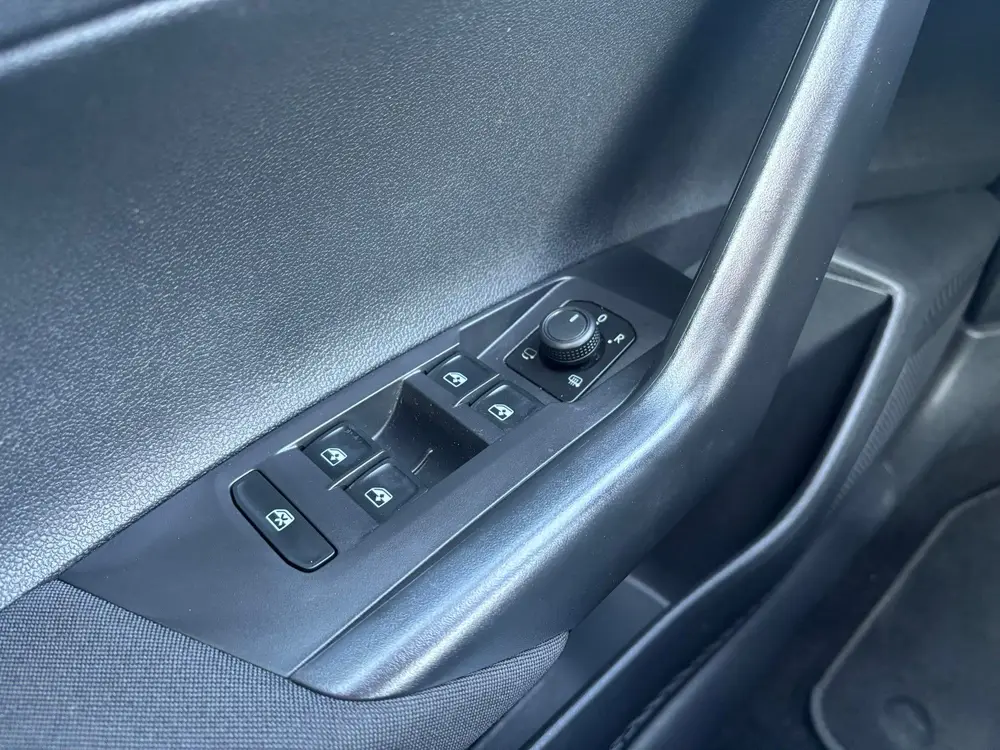 Volkswagen Taigo 1.0 TSI Style | Cruise | Climate | Carplay uit 2023, foto 19