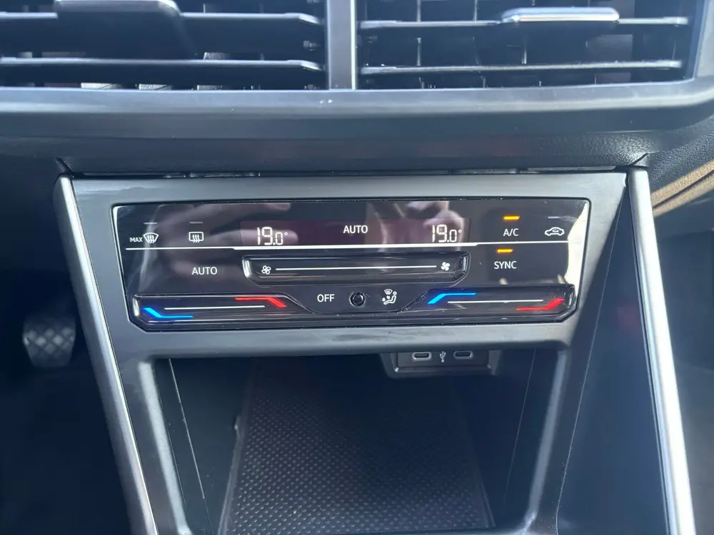 Volkswagen Taigo 1.0 TSI Style | Cruise | Climate | Carplay uit 2023, foto 9