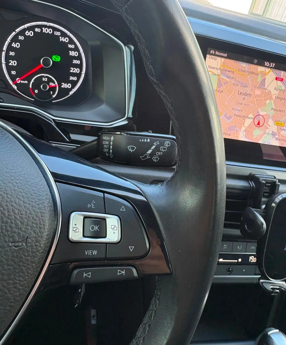 Volkswagen Polo 1.0 TSI Highline/CARPLAY/ACC/NAP/DSG uit 2020, foto 18