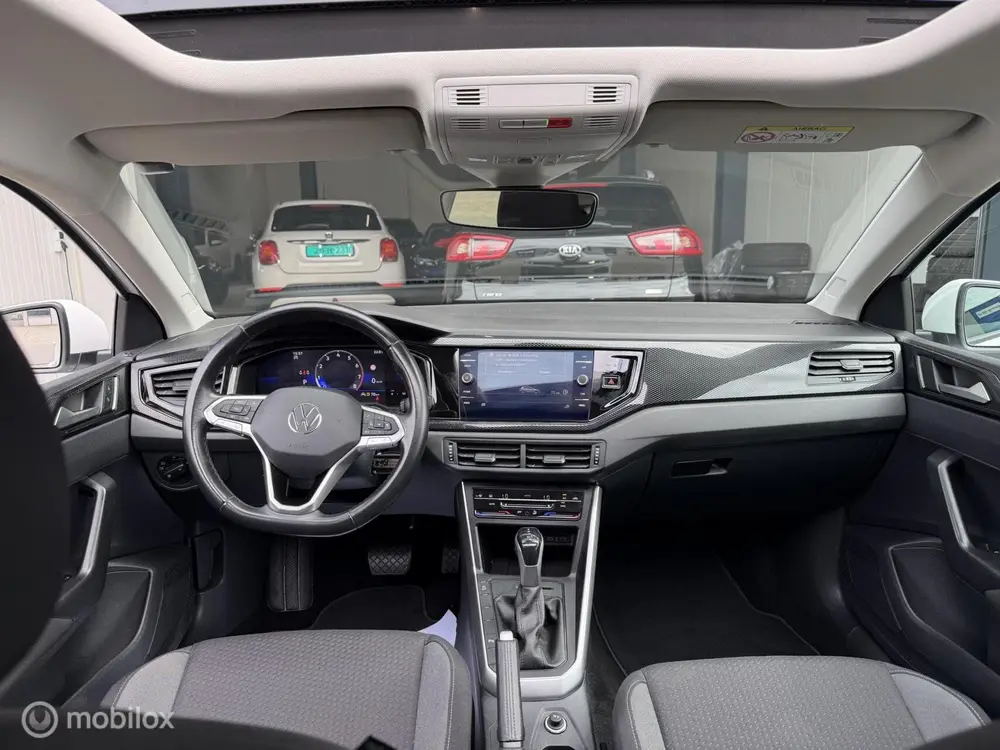 Volkswagen Polo 1.0 TSI Life | Pano | Camera | Climate | Car uit 2022, foto 12