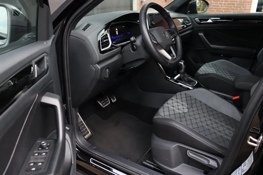 Volkswagen T-Roc 1.5 TSI R-Line Keyless Trekhaak Led uit 2024, foto 9