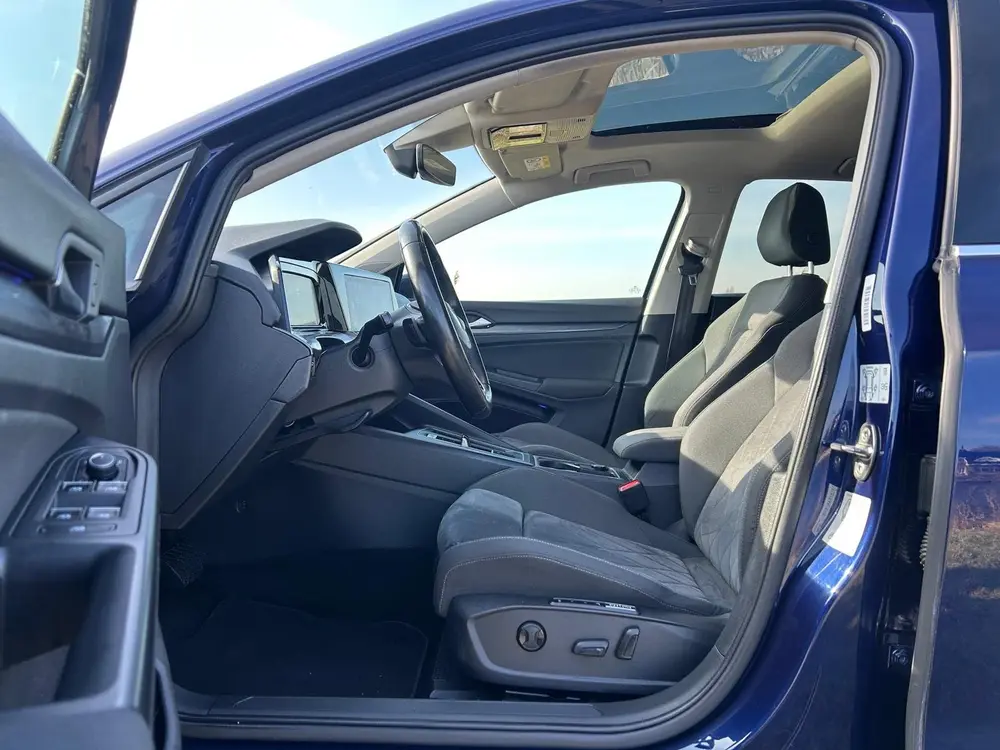 Volkswagen Golf 1.5 eTSI R-Line Panoramadak / Automaat / Erg uit 2020, foto 4