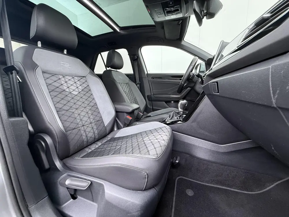 Volkswagen T-Roc 1.5 TSI R-Line Business+ uit 2022, foto 12