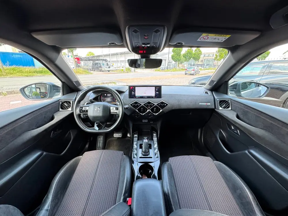 DS Automobiles 3 Crossback DS 3 Crossback 1.2 PureTech Performance Line AUT|NAVI|Cruise uit 2019, foto 2