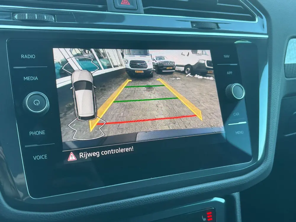Volkswagen Tiguan 1.5 TSI Life Business | Parkeer Camera | S uit 2021, foto 10