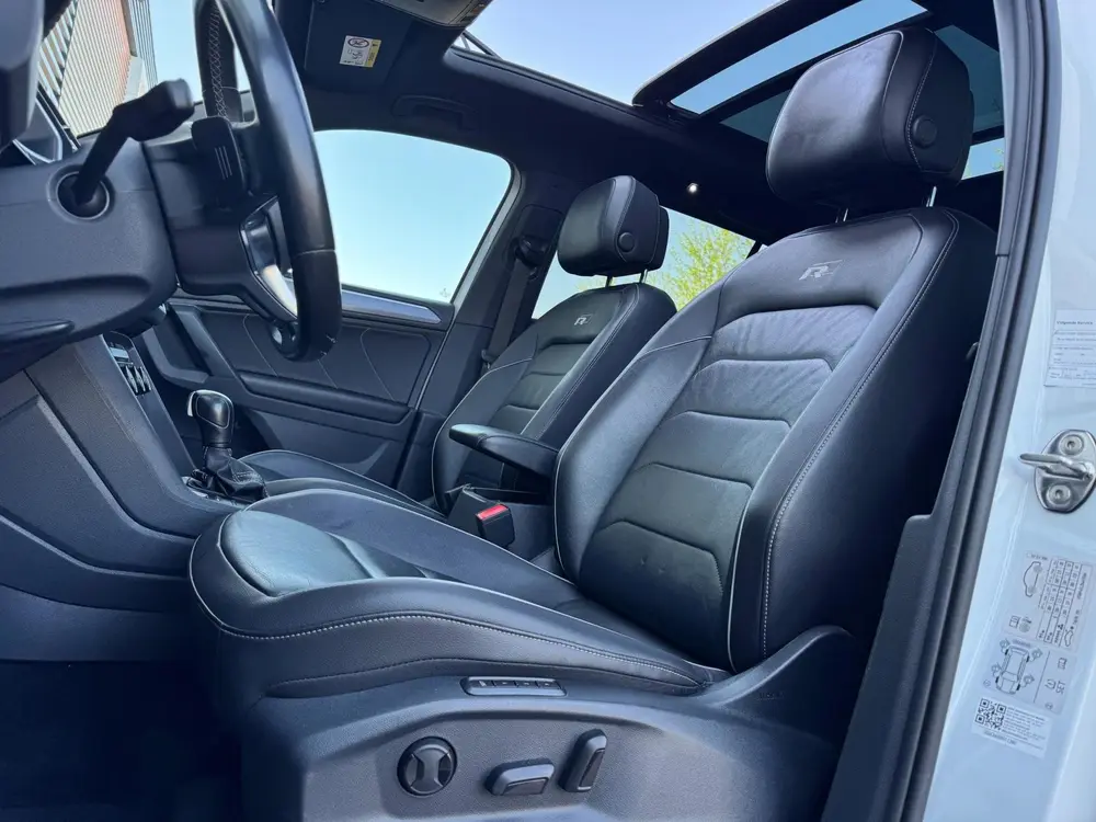 Volkswagen Tiguan 1.5 TSI ACT 3x R-Line Memory/Pano/Dynaudio uit 2019, foto 11